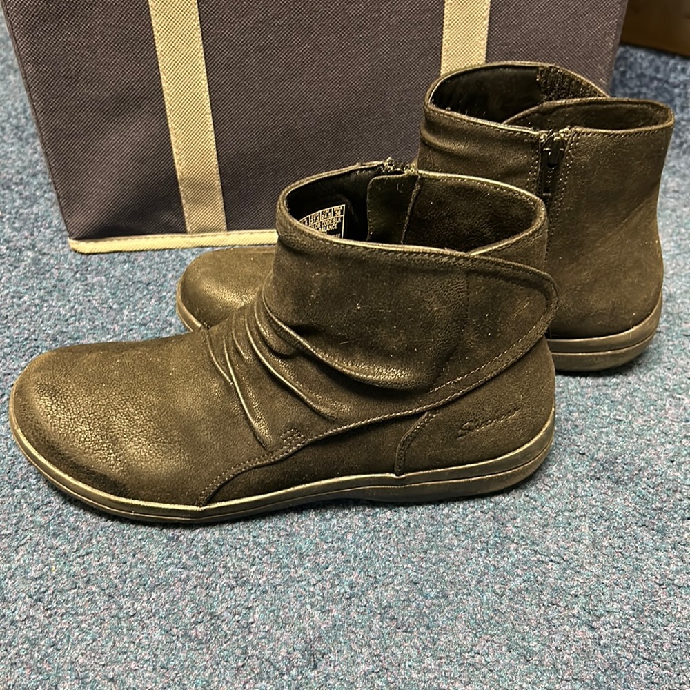 Sketchers ankle boots